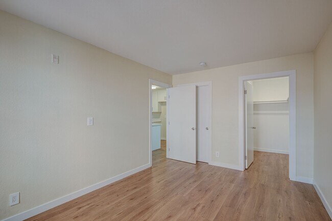 Building Photo - Hoover Street Residences