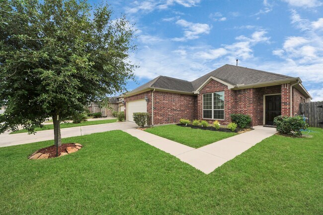 Building Photo - 2414 Argos Dr
