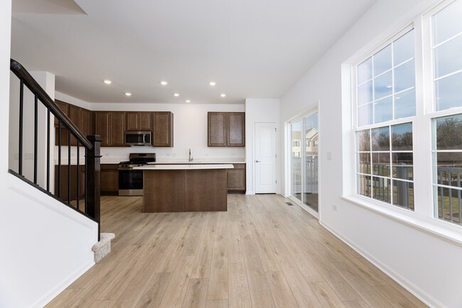 Building Photo - 1703 Neubauer Circle