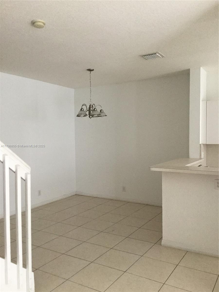 Building Photo - 3881 NW 91st Ter