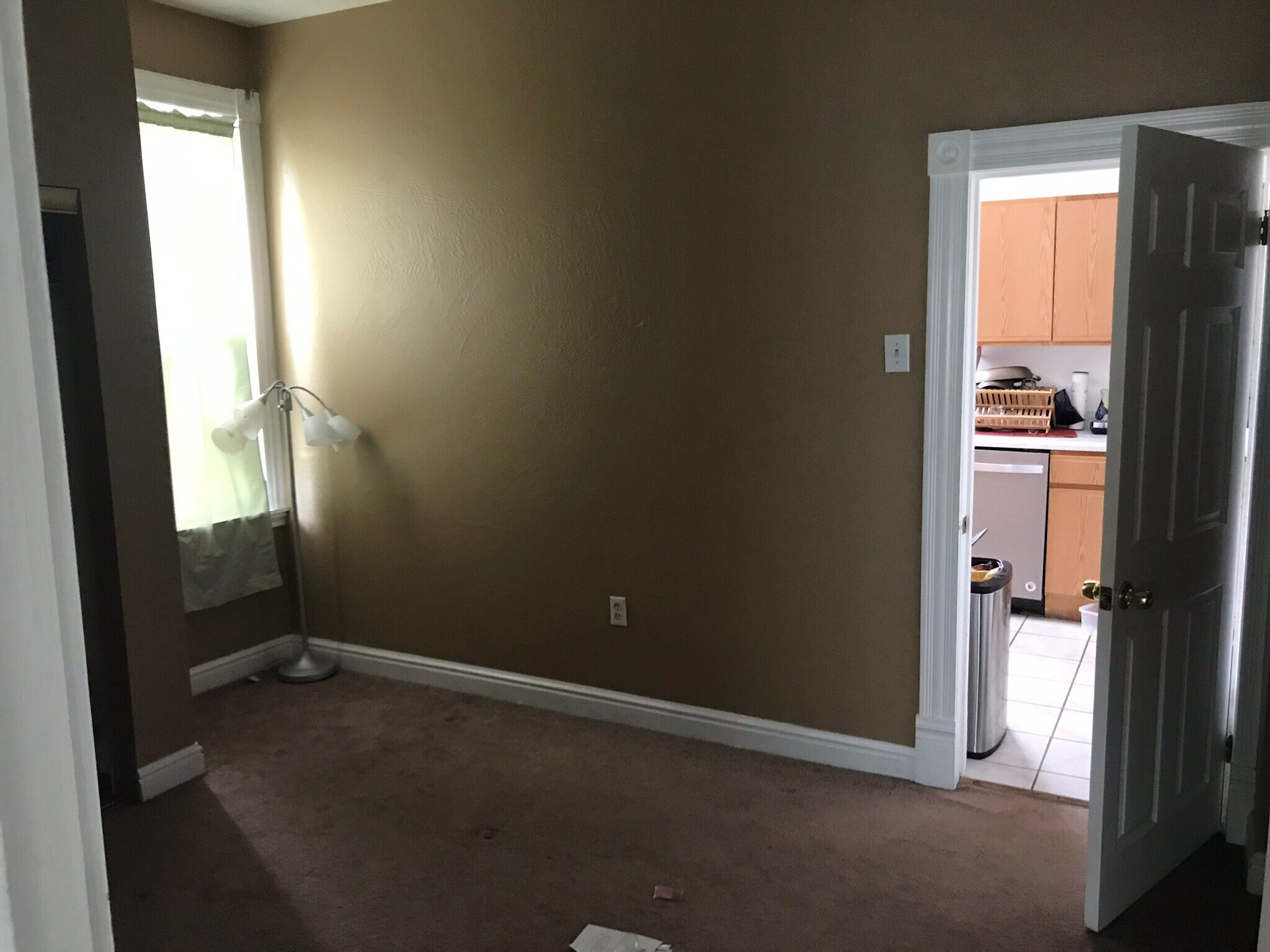 Building Photo - 114 Olympia St