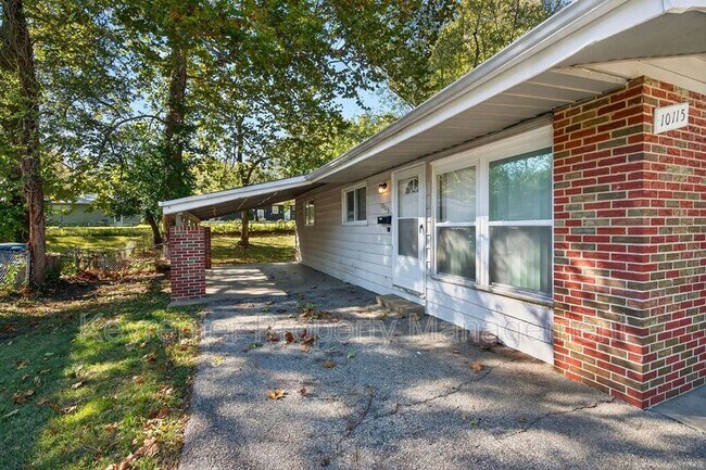 Building Photo - 10115 Saffron Dr