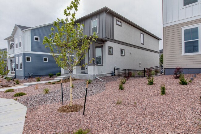 Building Photo - Stunning 4BD/3BA Home in Wolf Ranch – Mode...