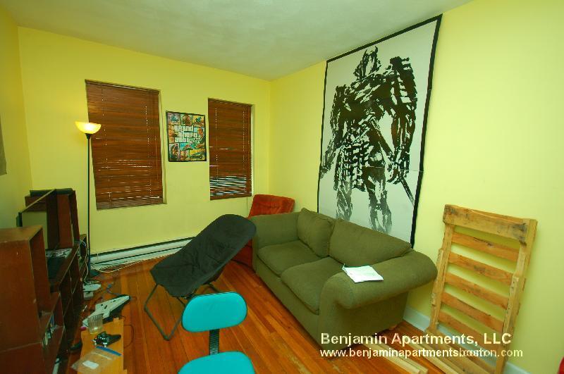 Building Photo - 891 Huntington Ave