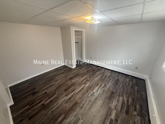 Building Photo - 54 Charles St