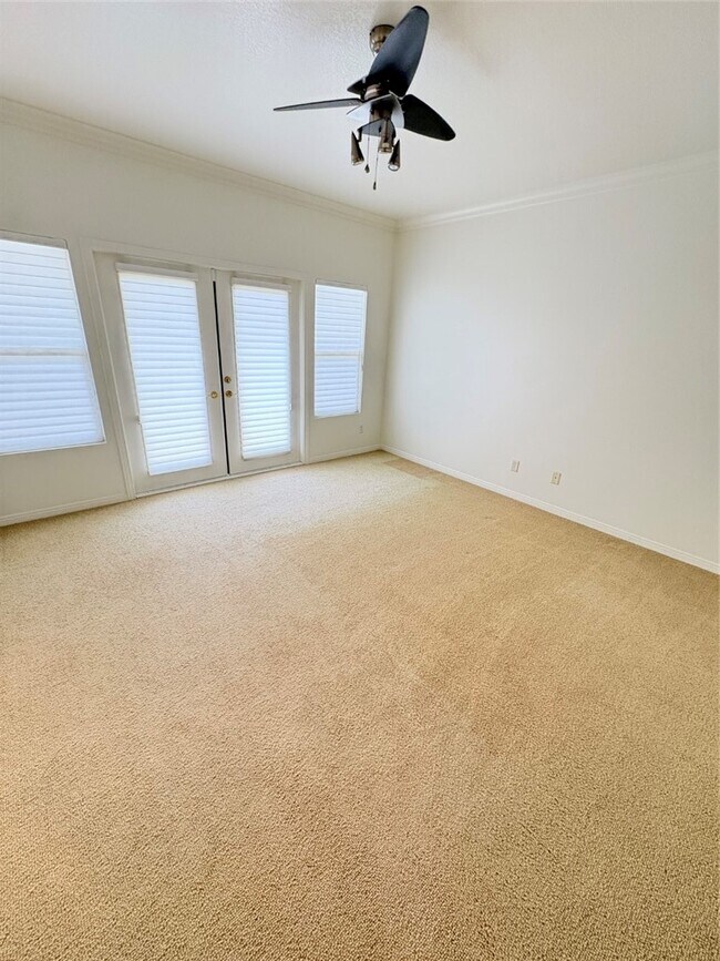 Building Photo - 24 Country Walk Dr