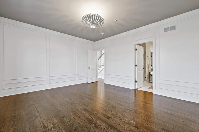 Building Photo - 6118 Flagg Creek Ln