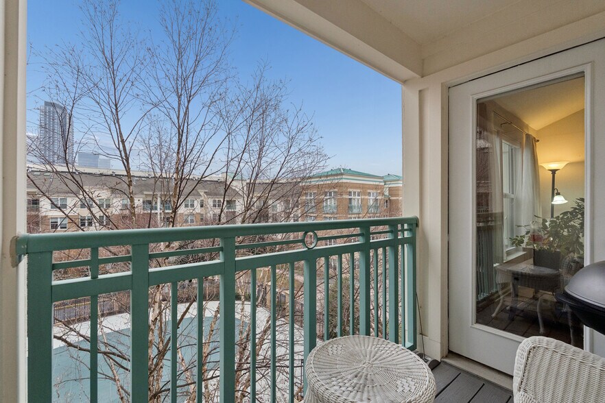 Balcony overlooking the pool - 12000 Market St