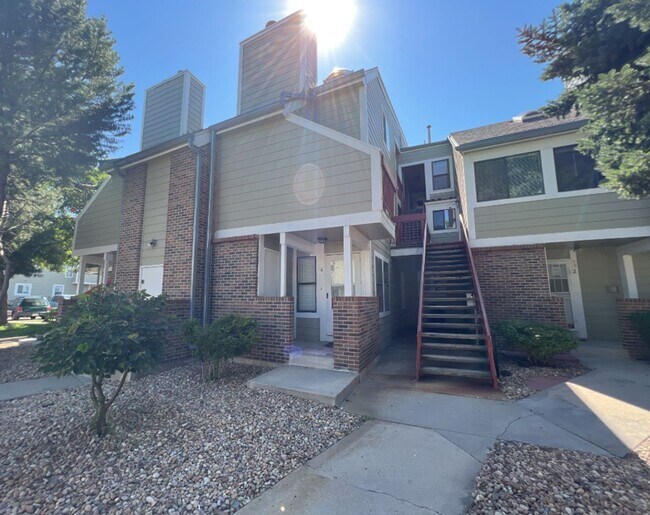 Building Photo - Studio Apartment in the Sable Cove Condominiums Community!