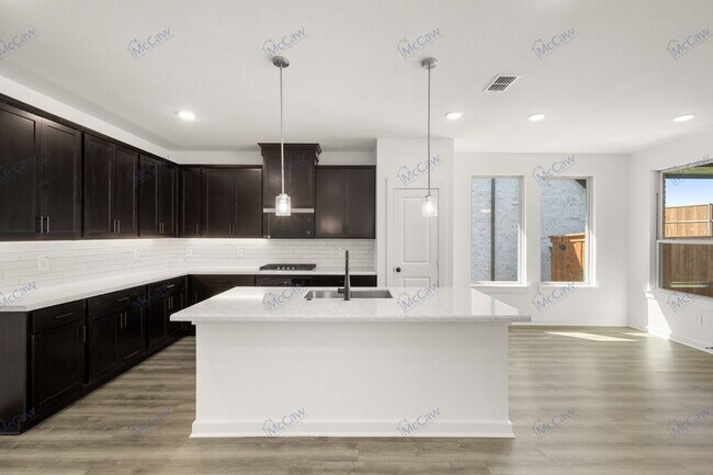 Building Photo - 225 Whitetail Dr