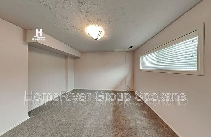 Building Photo - 3416 S Napa St