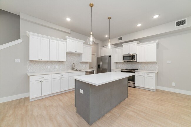 Building Photo - 3546 Talia Wood Ct