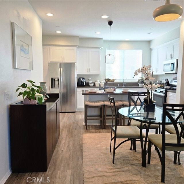 Building Photo - 1017 Savi Dr