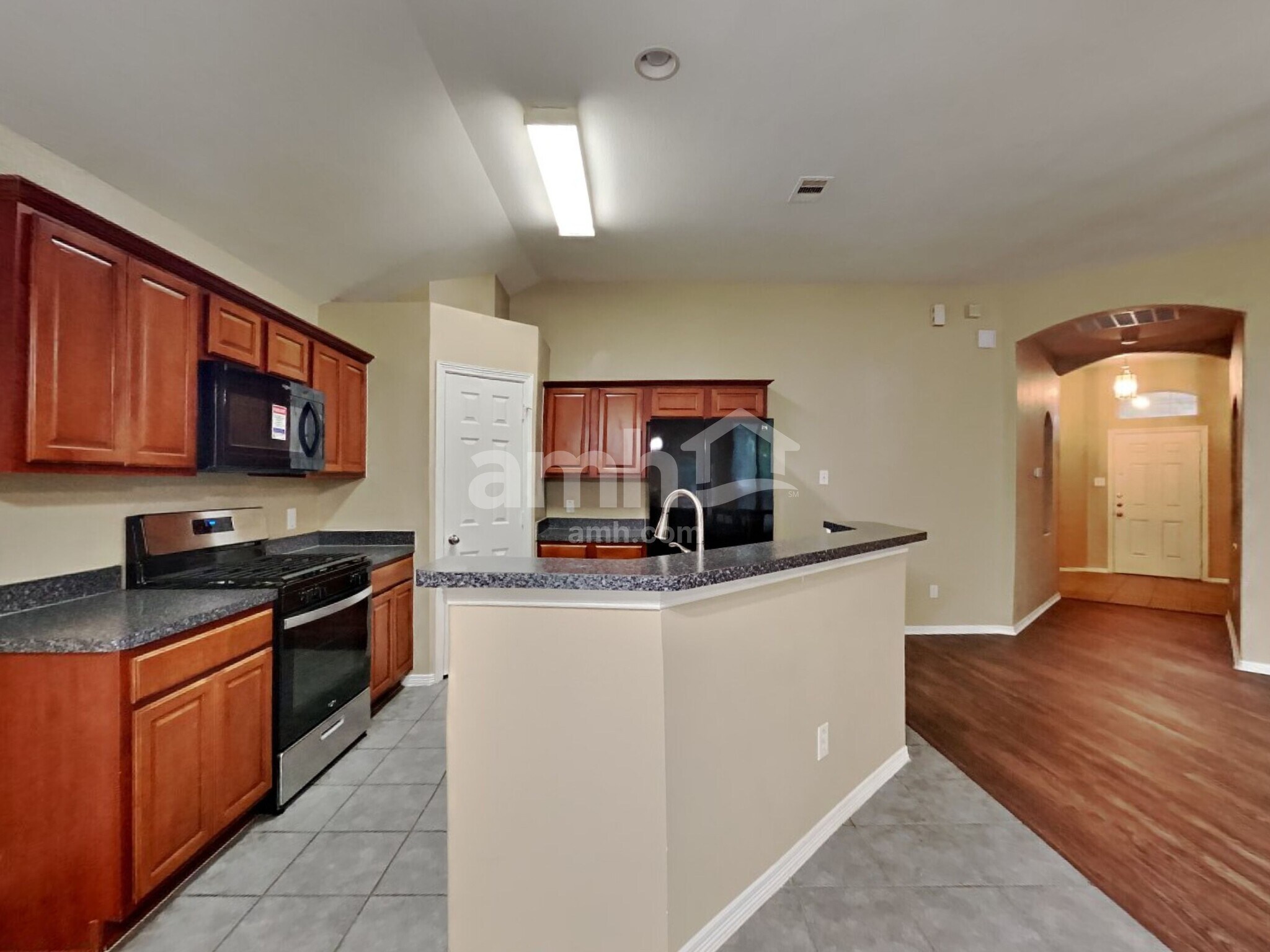 Building Photo - 113 Heritage Oaks Dr