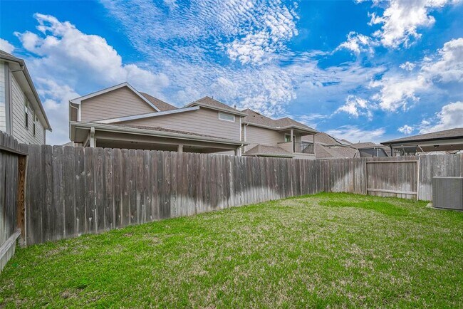 Building Photo - 3414 Signor Dr