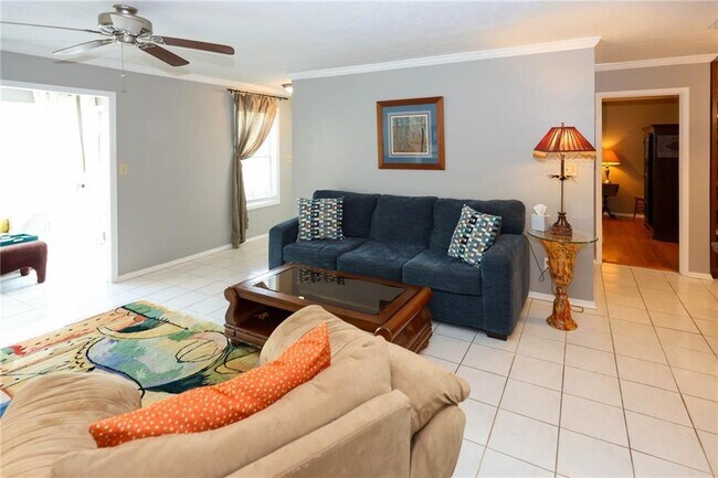 Building Photo - 402 Olde Mill Ln
