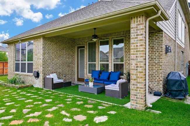 Building Photo - 14715 Kelsey Vista Dr