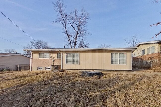 Building Photo - 2278 Gadbury Dr