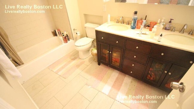 Building Photo - 141 Brighton Ave