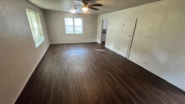 Building Photo - 202 Elm Ave