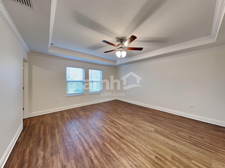 Building Photo - 20232 Calla Lily Dr