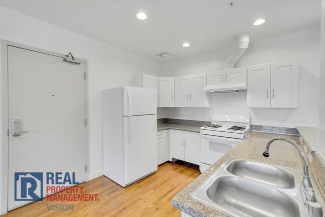Interior Photo - Westlake Park Square Apartments