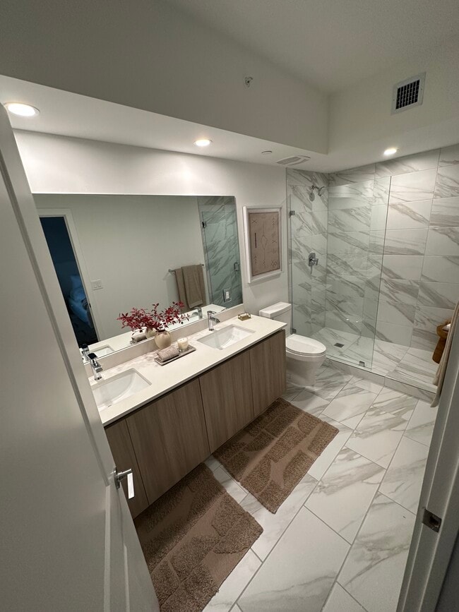 Building Photo - 7933 W 2nd Ct