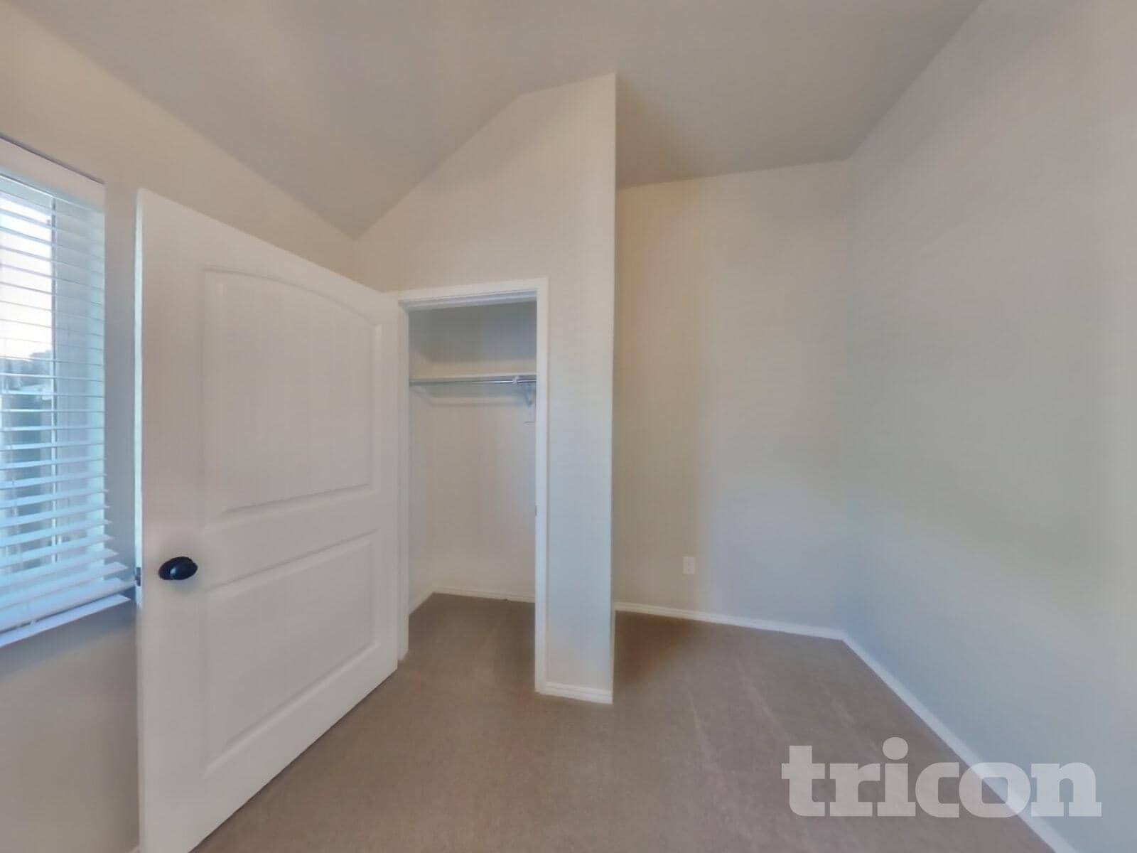 Building Photo - 1713 Meadow Lark Ln