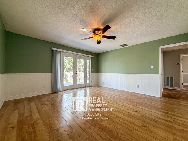 Building Photo - 4439 Reeves Rd