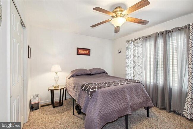 Building Photo - 8633 Winding Way