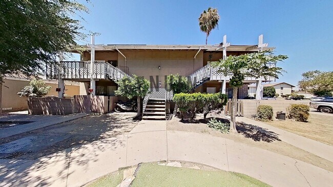 Building Photo - 1415 Cameo Ln