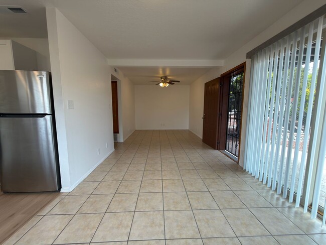 Building Photo - 1307 Rufina Ln