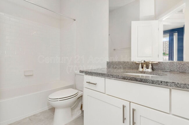 Building Photo - 402 Stabler Ln