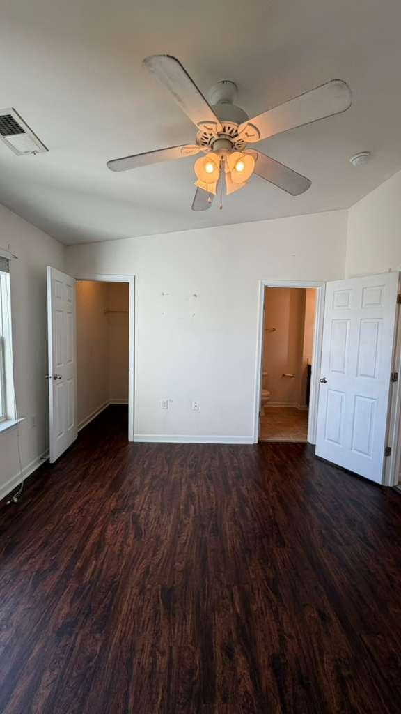 Building Photo - 38 Lombard Ln