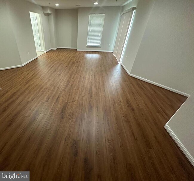 Building Photo - 13200 St James Sanctuary Dr
