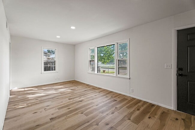 Building Photo - Coming soon!