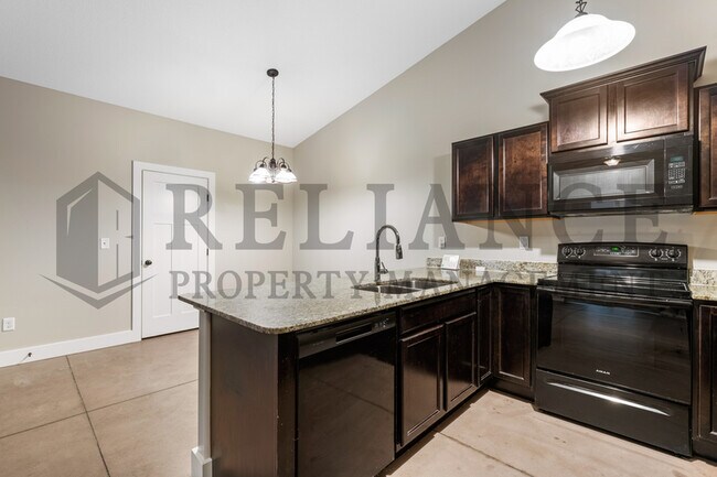 Building Photo - 3411 E Aster St