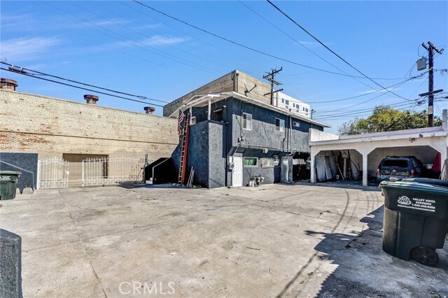 Building Photo - 924 S Sunol Dr