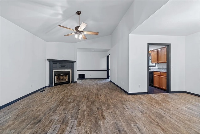 Building Photo - 8517 Spruce Dr