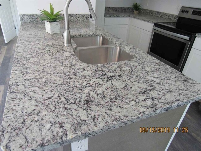 Building Photo - 56 McIntosh Ln