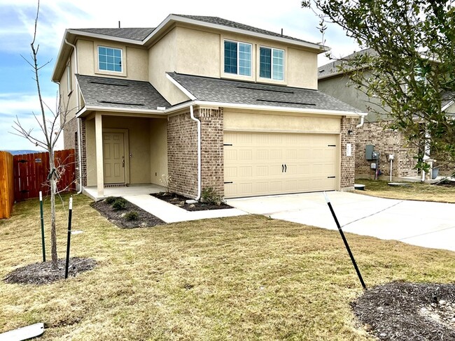 Primary Photo - Beautiful 3 beds 2.5 baths in Lago Vista