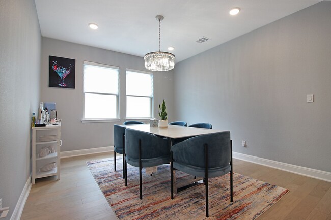 Building Photo - COMING SOON - AUGUST 2025 -Stunning 5-Bedr...