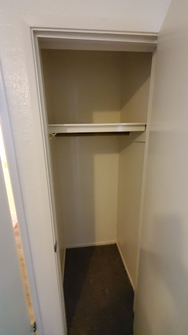 Building Photo - 2 Bedroom 1 Bath Duplex In Sierra Village With Trash & Water Included!!!