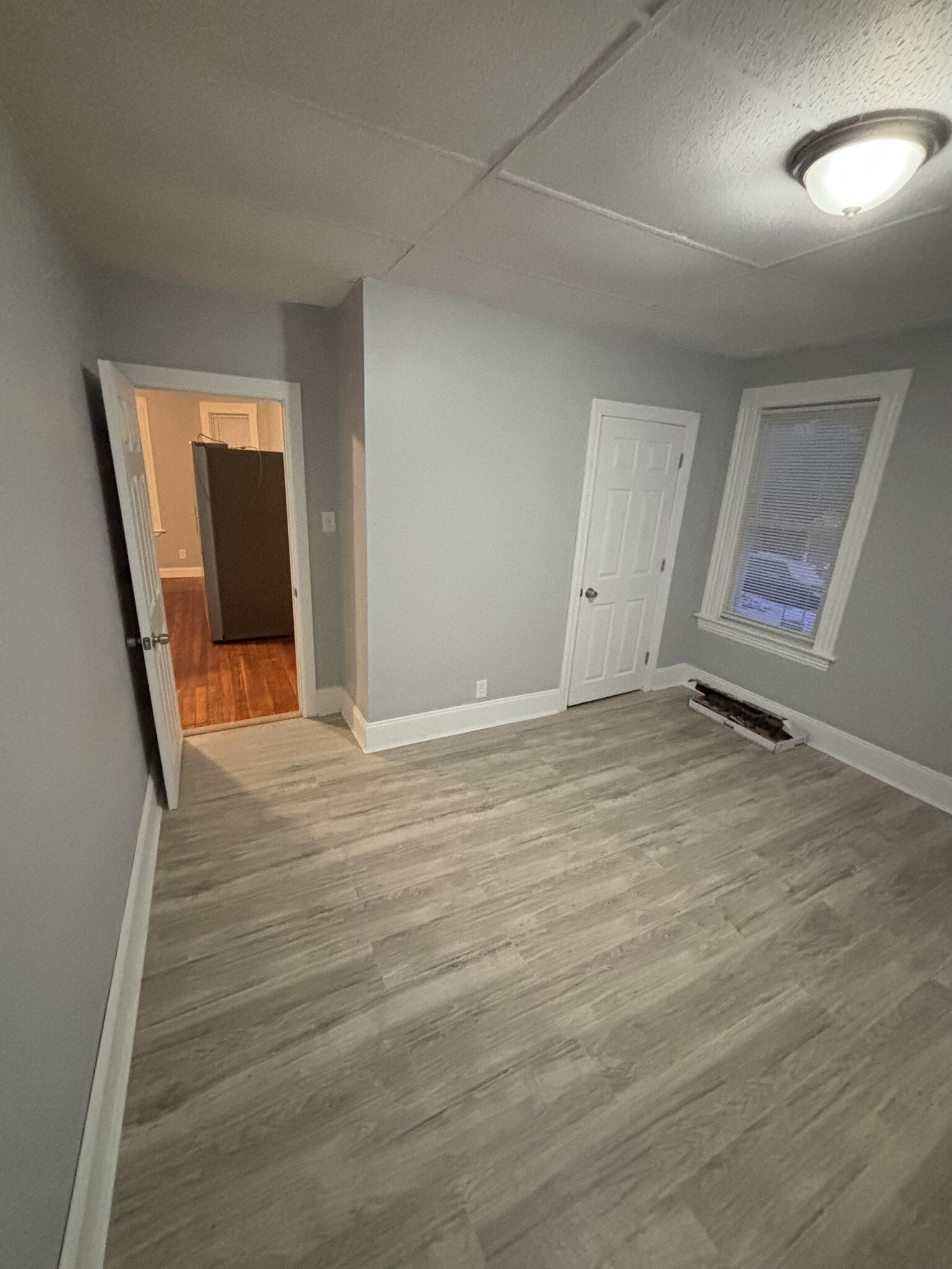 Building Photo - 506 4th St