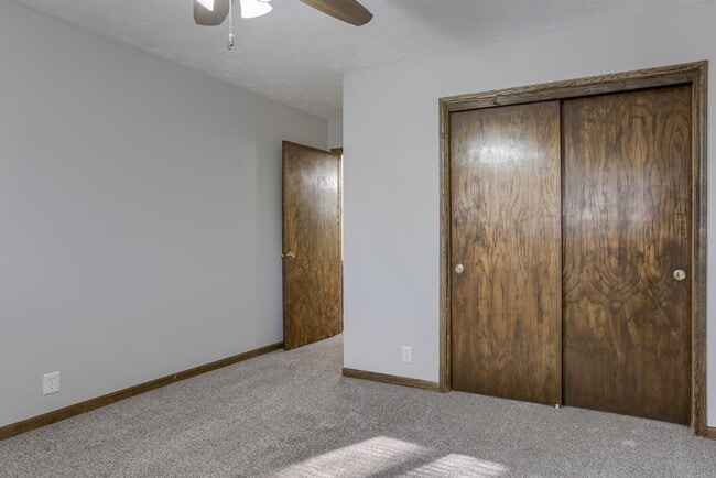 Building Photo - 15102 Normandy Blvd