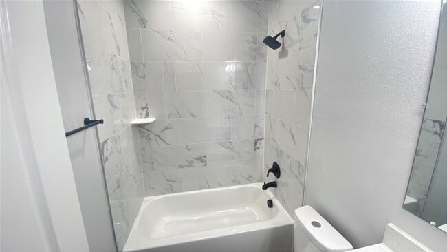 Building Photo - 1581 S Montgomery St