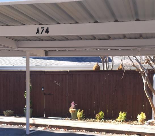 Building Photo - 955 Roaring Springs Rd