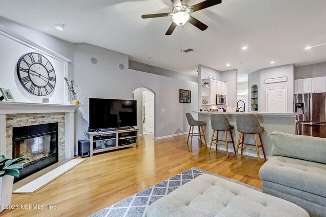 Building Photo - 12004 W Liberty Lake Dr