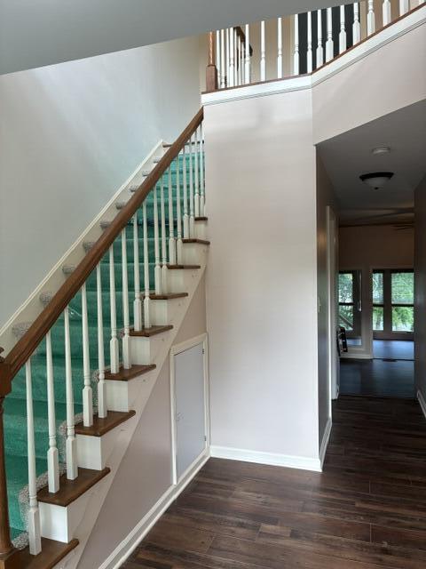 Building Photo - 304 Persimmon Way