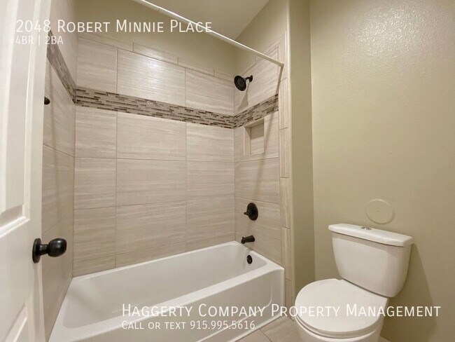 Building Photo - 2048 Robert Minnie